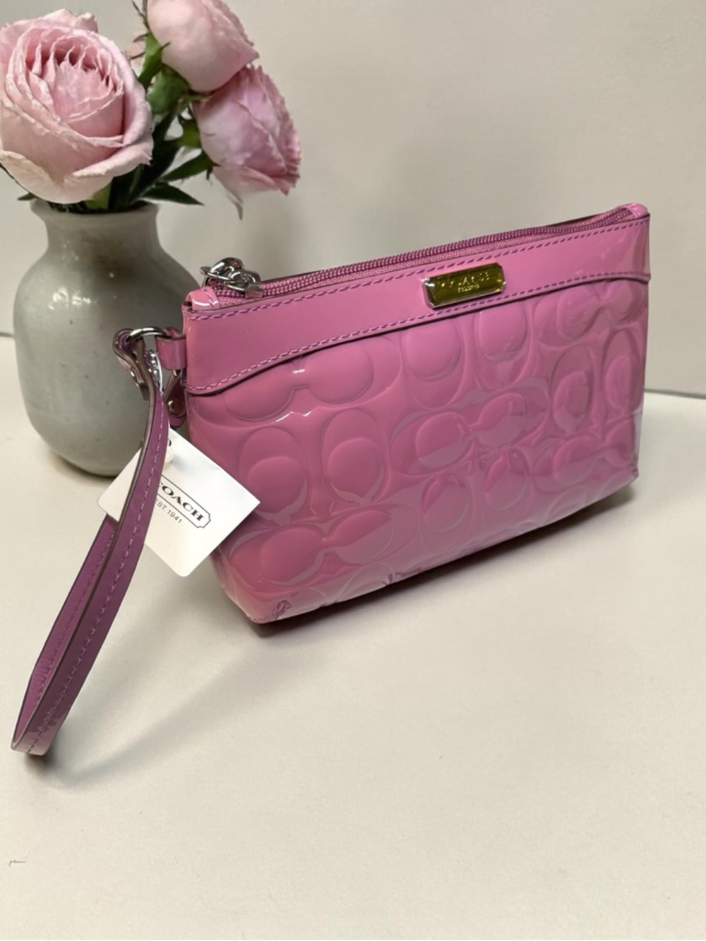 Coach Pink Patent Embossed Wristlet Signature C Zip Pouch NWT - Giftable 💕 - Picture 4 of 13